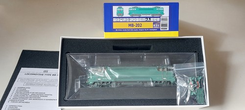 Locomotive électrique Ree Modeles BB 9216, Livrée Verte Avec Jupes, époque IV, Voie HO