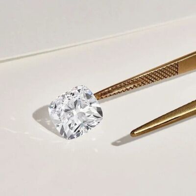 GIA Certified Carat F/VS1 Color Clarity Cushion Shaped Natural