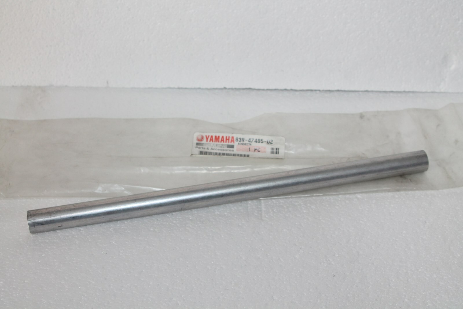 Axe suspension Yamaha VK540 pièce rechange 83R-47485-02 pour entretien chenille VK10