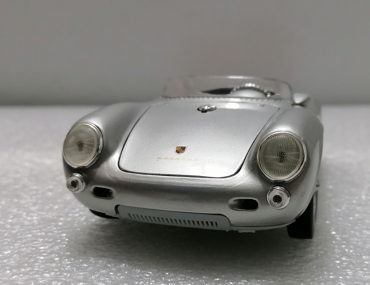 PORSCHE 550 A Spyder 1955 - Vintage diecast 1:18 Scale model 1990s 