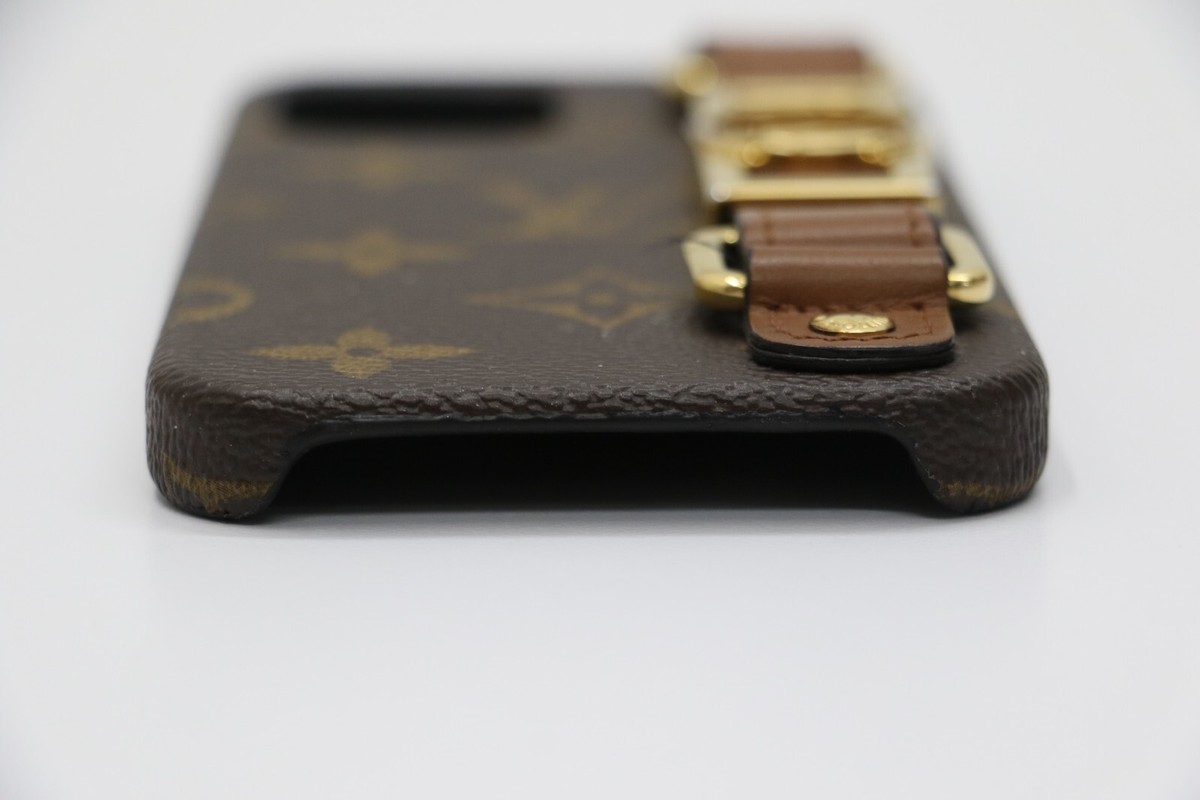 LOUIS VUITTON iPhone 12/12 PRO Bumper Daufine M69782 Monogram Phone Case w/  Box