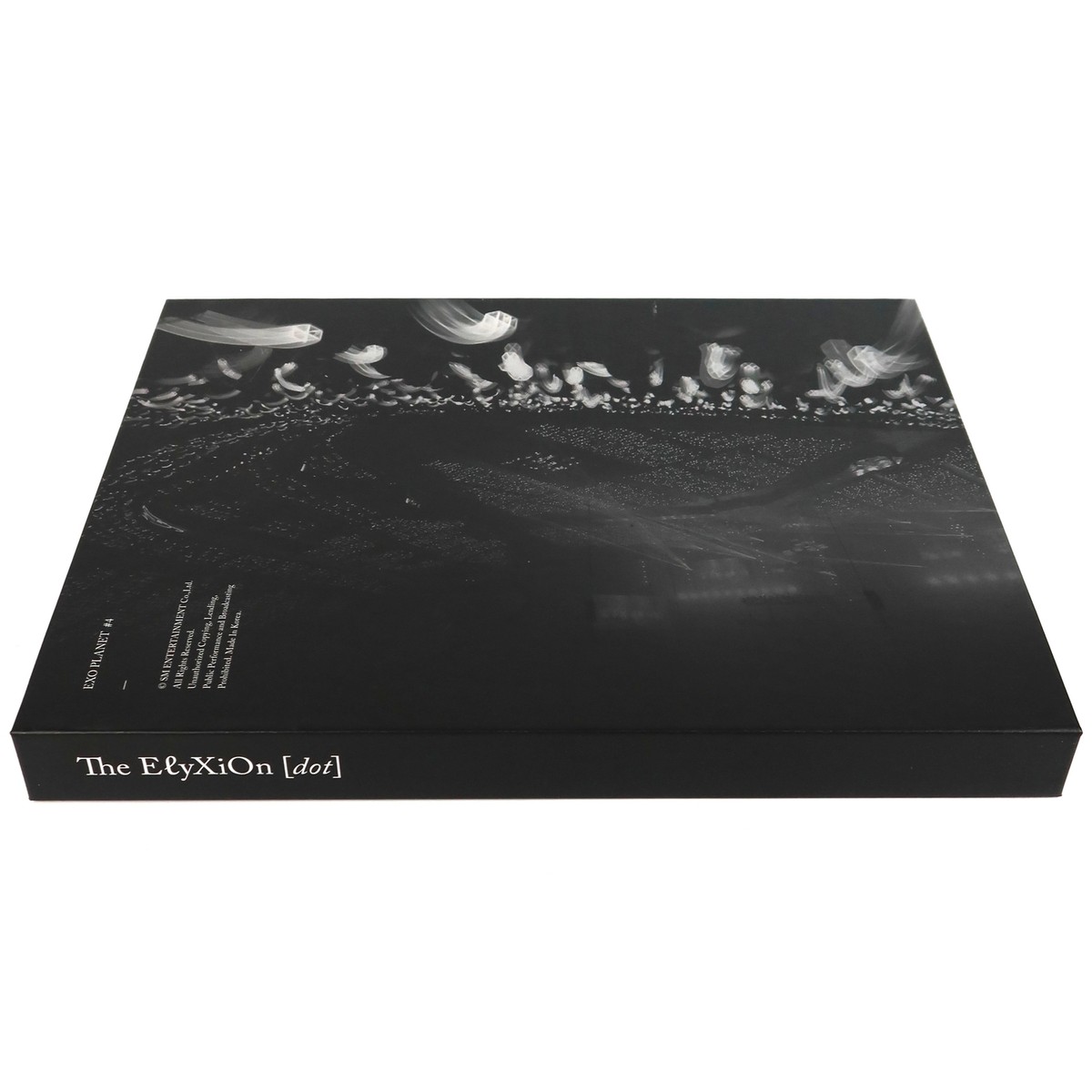 Exo Planet #4: The ElyXiOn dot Photobook & Live Album CD Photocard