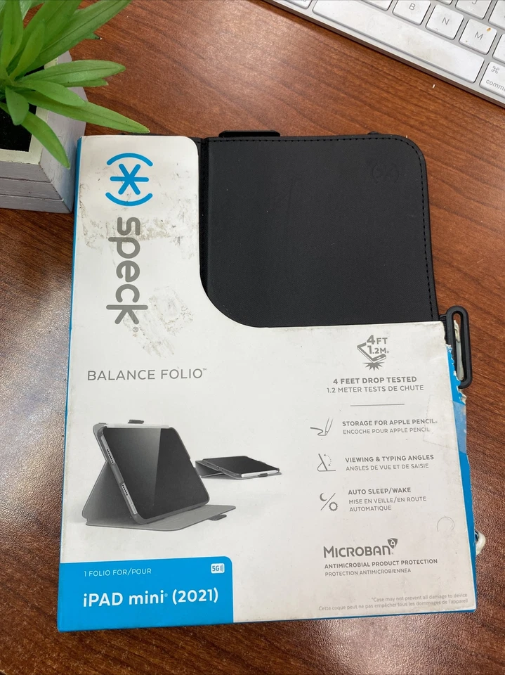 Чехол-книжка Speck Balance с подставкой для Apple iPad Mini 6-го поколения (2021) — черный - Изображение 2 из 4