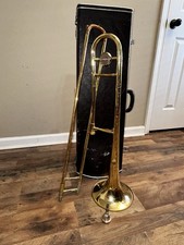 Bundy Late 60's Student Trombone with Case  Mouthpiece USED COSMETIC DAMAGE