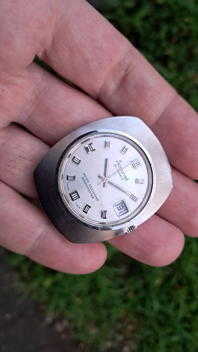 Orologio Uomo Accurist London 7173 – Cassa E Bracciale In Titanio, Quadrante Bianco, Datario, 30m Water Resistant