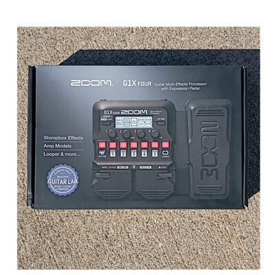 Zoom G1X FOUR Digital Guitar Multi-Effects Processor with Expression Pedal