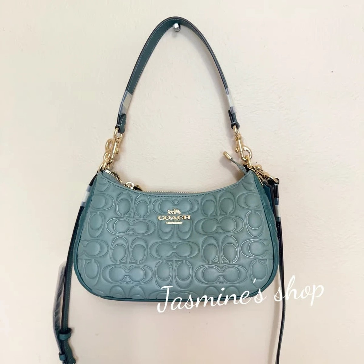 NWT COACH CY674 Teri Shoulder Bag In Blocked Signature Leather +