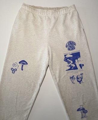 Aritzia TNA Cozy Fleece Magic Mushroom  Expand Your Mind  Graphic Joggers - M