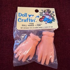 Doll Craftin  Vintage 1.75  Doll Hands 17046 NOS