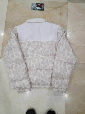 Womens The North Face Printed 1996 Retro Nuptse  Jacket Sliver Grey/White XS XL