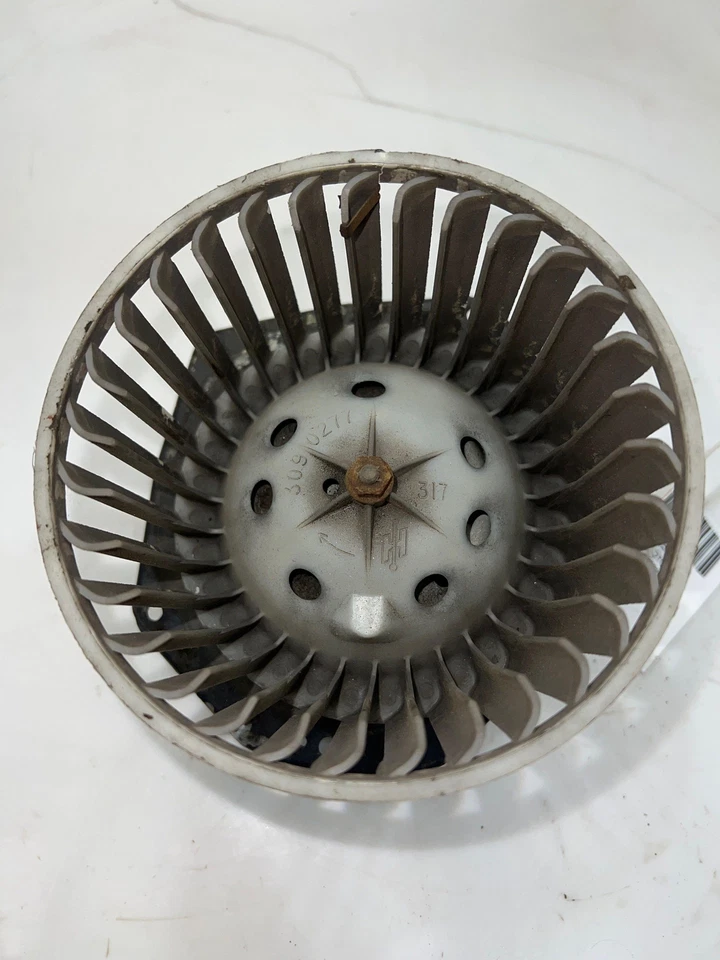 Motor soplador calentador Chevy C/K 1500 2500 3500 88 - 90 - sin CA OEM 52461561 Foto 2 de 4