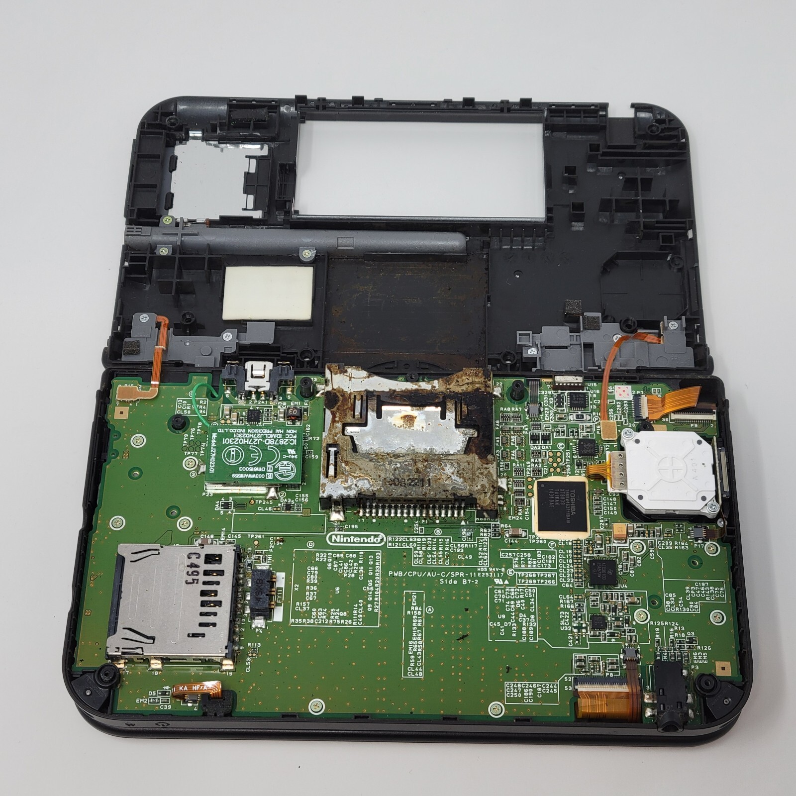 FOR PARTS Nintendo 3DS XL Handheld System Black Powers On Blue