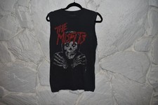 THE MISFITS TSHIRT SIZE MEDIUM WITH SLEEVES CUT OFF (MPR71)