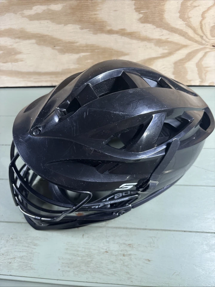 Cascade черный хоккей шлем OSFM модель S отличном состоянии  - Изображение 2 из 4