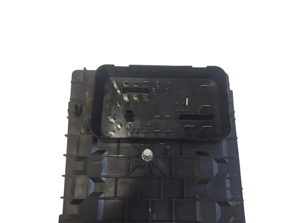 Scatola fusibili Skoda Octavia II Combi 1Z5 1K0937125 1.6 Diesel 2011 30657609 - Immagine 4 di 4