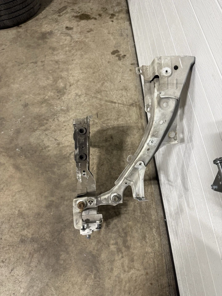 Cuadro conductor izquierdo Infiniti M37 M35H M56 Q70 2011-2019 riel corte delantal nariz AWD Foto 2 de 4