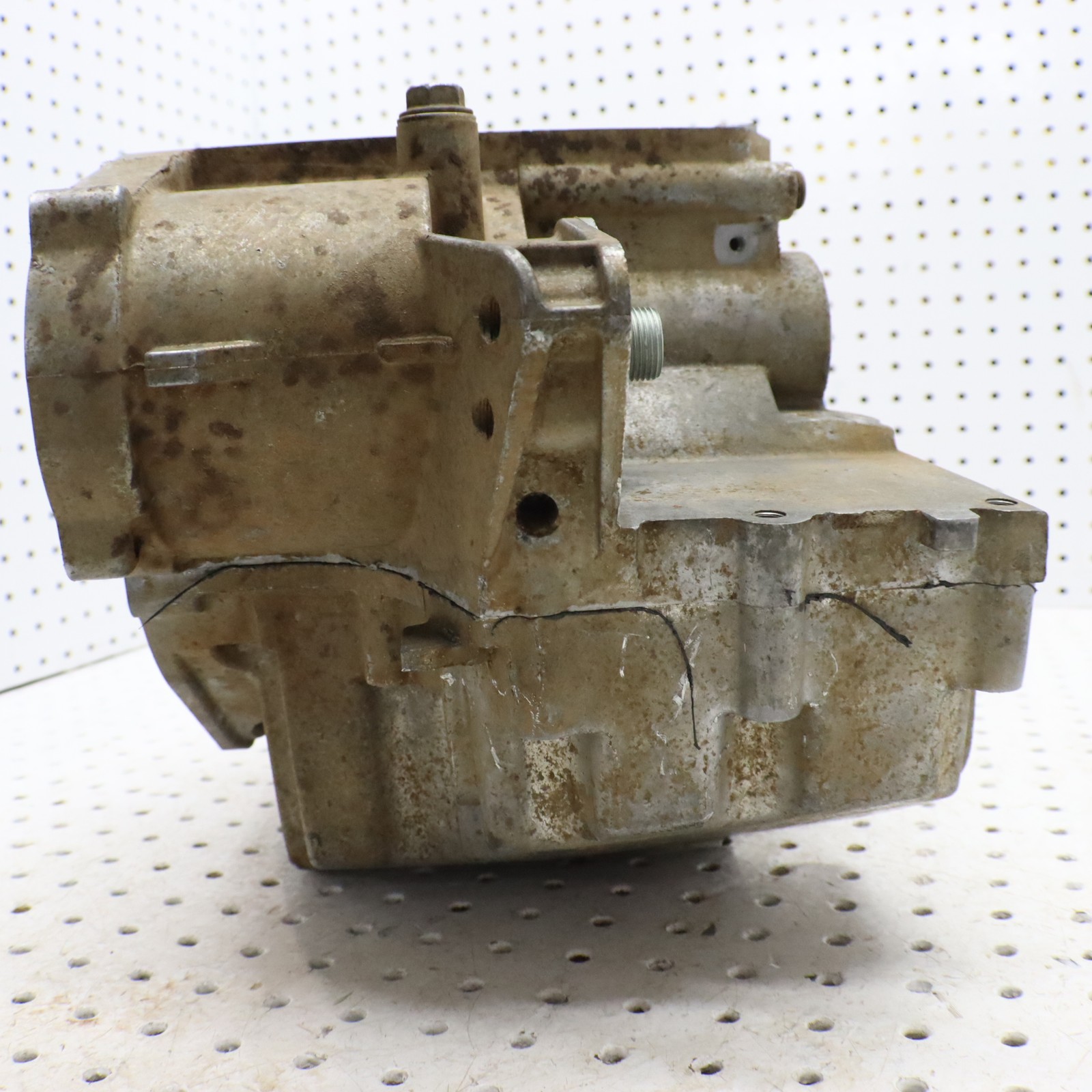 2009 Polaris Rzr 800 Crankcase Engine Case 2203301