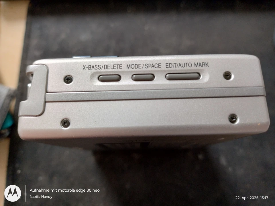 Sharp MS-100 MD Recorder Player Walkman + 3 MD Cassetten - Bild 4 von 4