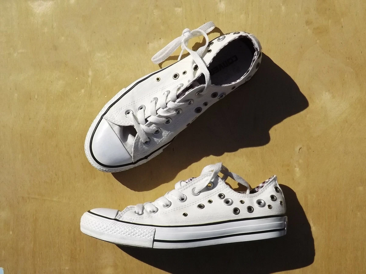 White top converse eyelet