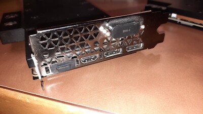 グラフィックボード・グラボ・ビデオカード EVGA GTX TITANX 12GB SuperClocked Amazon | EVGA GeForce GTX TITAN X 12GB SC GAMING, Play 4k