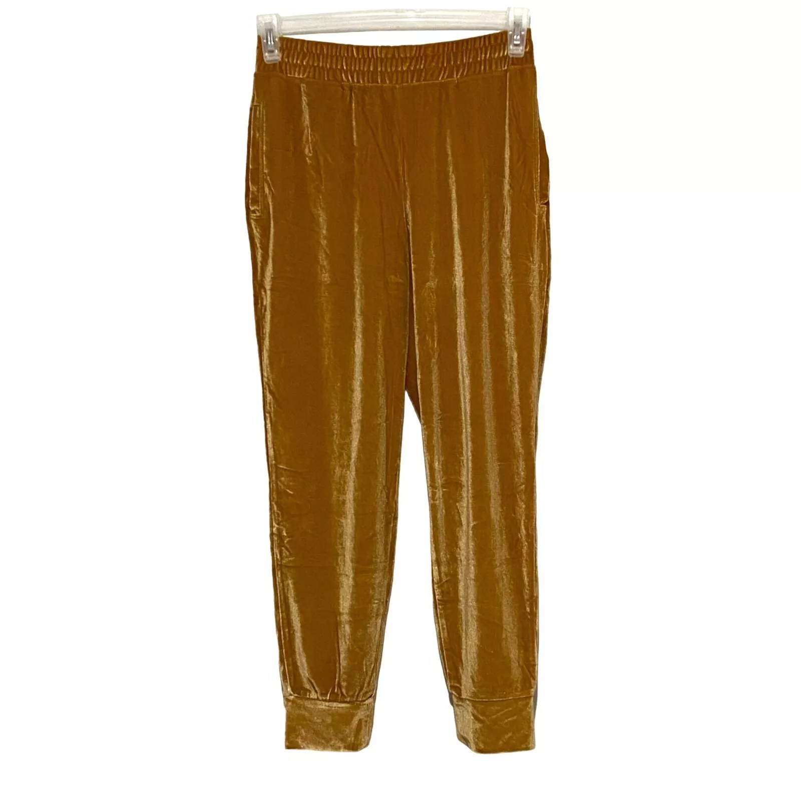 fabletics luxe velour athleisure athletic streetwear sweatpants
