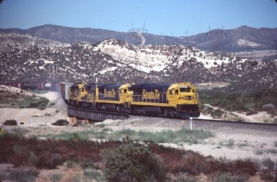ATSF 8159 C30-7 CAJON PASS CA (SANTA FE) ORIGINAL SLIDE 09-05-83 T14-8 ...