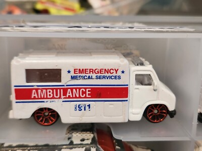 hot wheels/matchbox AMBULANCE (case #124) | eBay