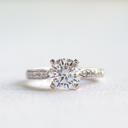 3.20 Ct Round Shape White Diamond Lab-Created Wedding Ring 925 Sterling Silver - Picture 2 of 4