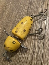 Vintage Pflueger Globe Bait Wood Fishing Lure Topwater Buzzbait USA!