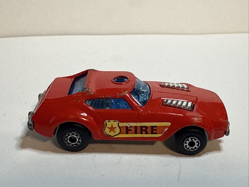 Vintage Matchbox Superfast No. 64 Fire Chief Lesney 1976 Made in England