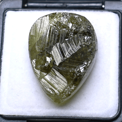 Volcanic Lines 51,6 CTS pietra preziosa cabochon cabochon naturale vesuvianite naturale superficie grezza - Foto 3 di 11