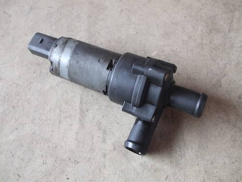 Zusatzwasserpumpe VW Golf 4 Bora Passat 3B 3BG V5 V6 Pumpe 1J0965561