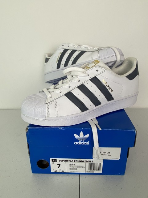 adidas superstar big kid size 4