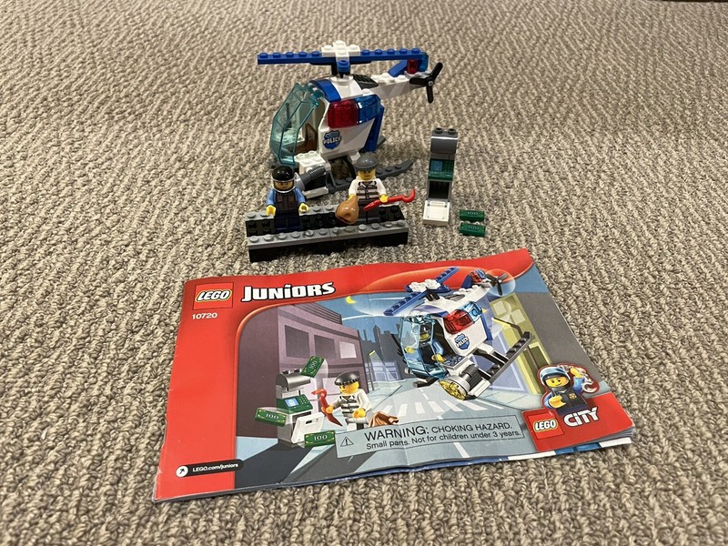 Lego 10720: Juniors: City: Police Helicopter Chase