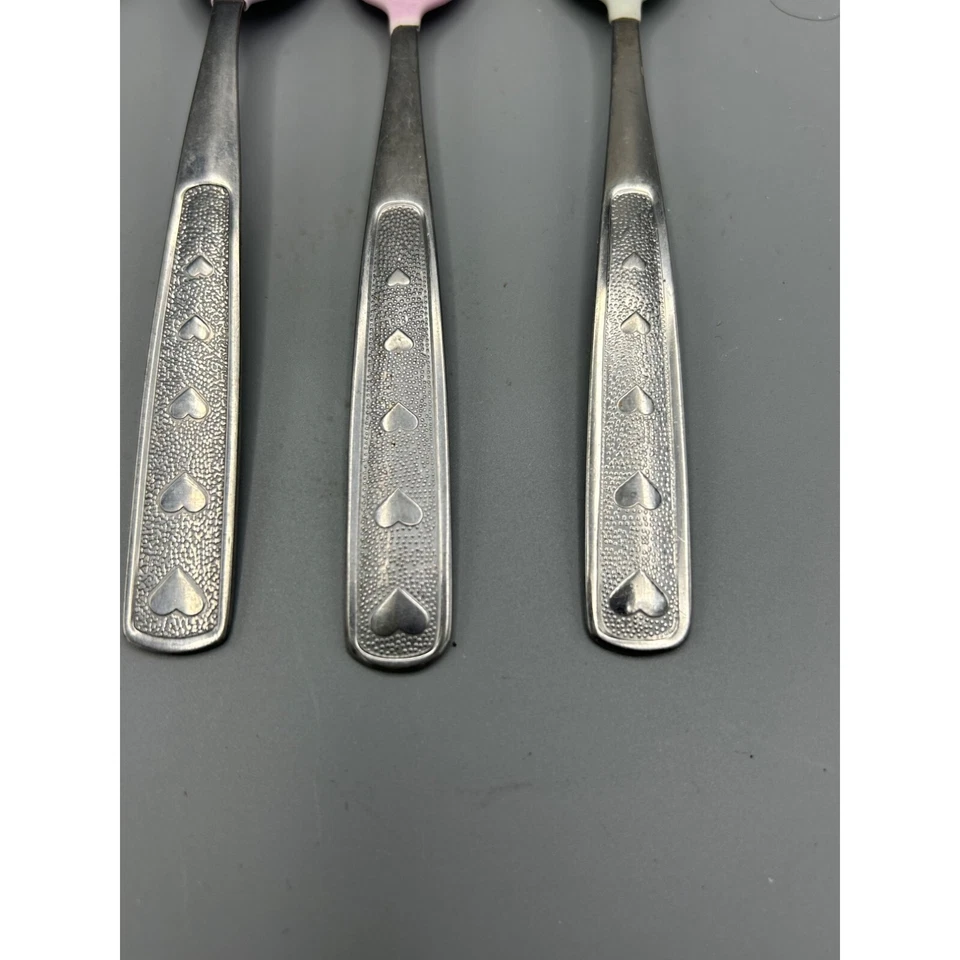 Juego de 17 cucharas infantiles Gerber & Munchkin de plástico metálico Foto 3 de 4