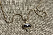 LCl Liz Claiborne Oval & Rhinestone Pendant Gold Tone Snake Chain Necklace 16"