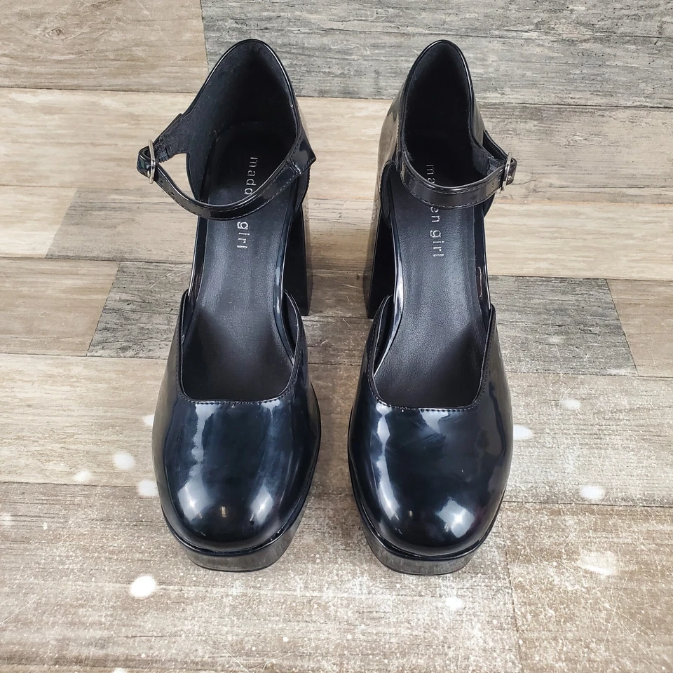 Madden Girl Oliverr Sandal Sz 8 M Black Patent Leather Ankle Strap High Heel - Image 2 of 4