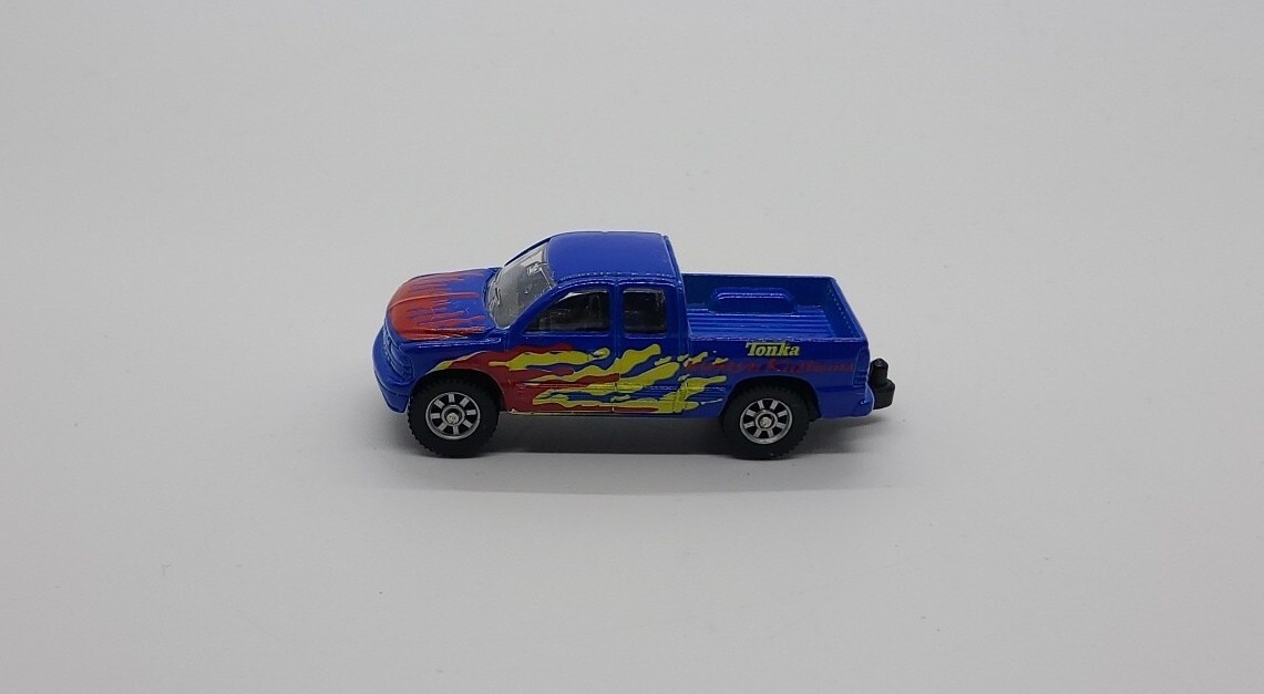 1999-2002 Chevrolet Silverado 1/64 scale Maisto/Tonka Mint Loose