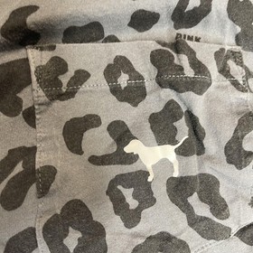 PINK Victoria's Secret Shirt Womens Large Gray Leopard Print Long Sleeve Pocket