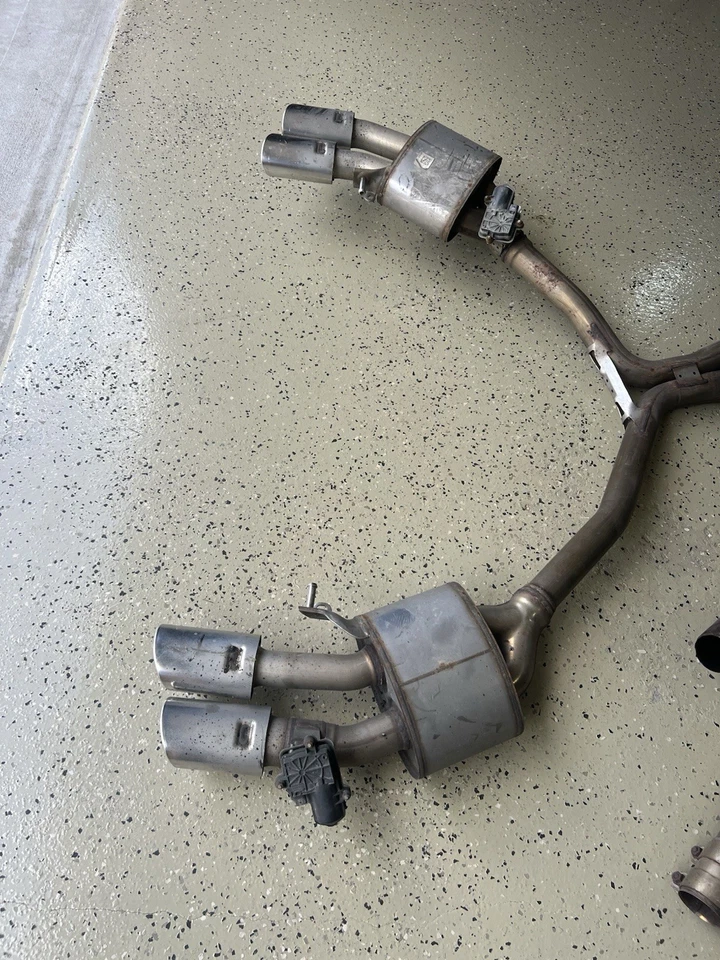 Audi S4 2019 B9 escape activo y resortes (piezas) Foto 4 de 4