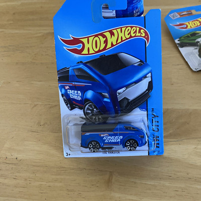 Hot Wheels HW City Works The Vanster Van 1:64 Blue/Black Diecast Unopened