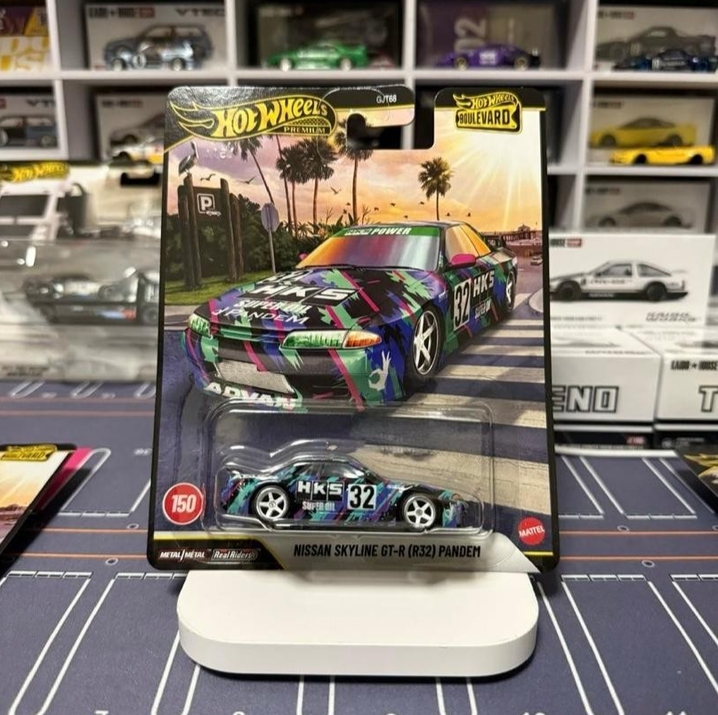 INHAND 2026 Hot Wheels Premium Boulevard ' NISSAN SKYLINE GT-R ( R32 ) PANDEM