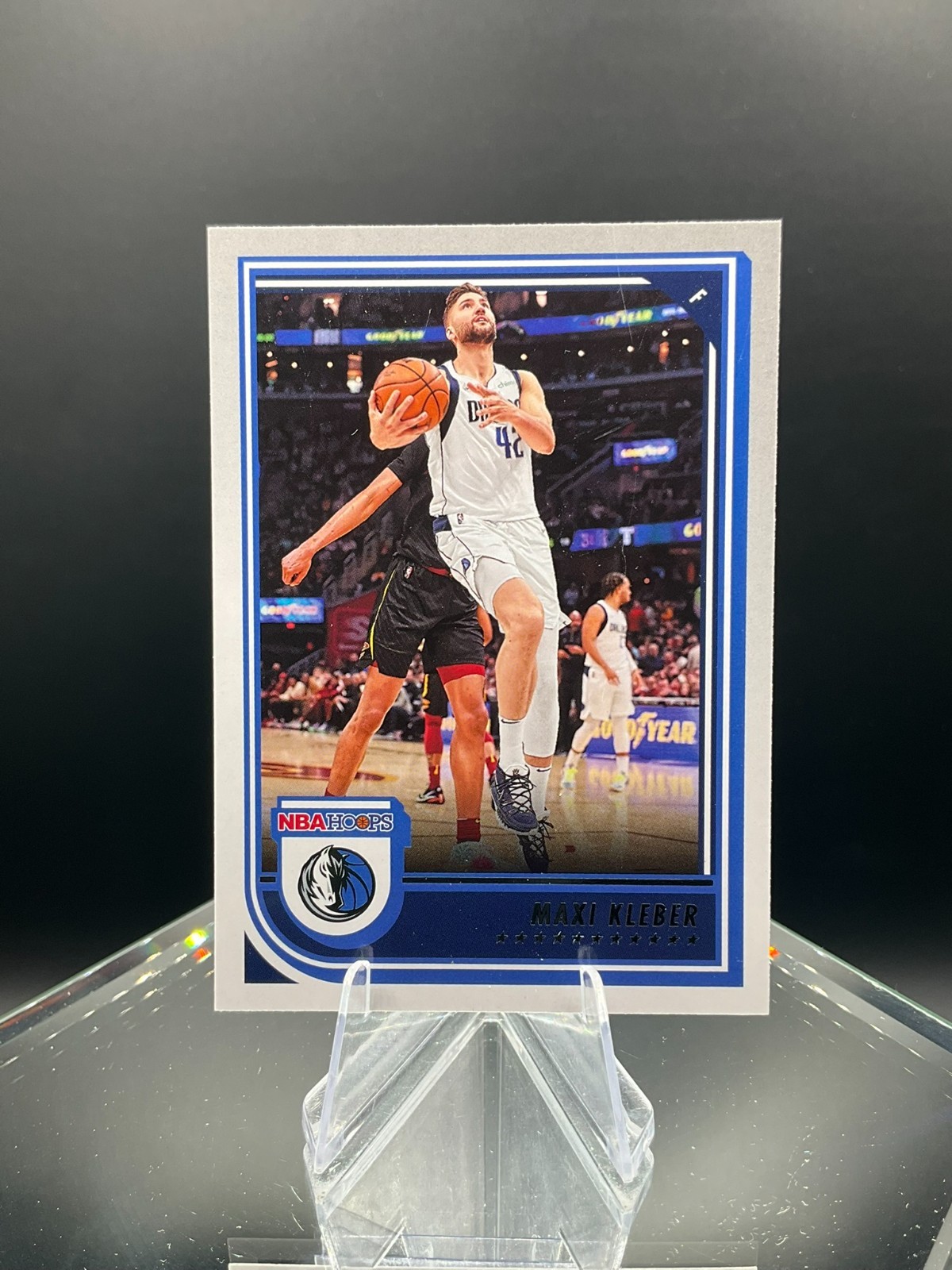 2022-23 Panini NBA Hoops Basketball #124 Maxi Kleber