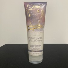 Bath Body Works Snowflakes Cashmere Ultimate Hydration Body Cream 8 oz New