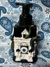 Bath  Body Works HAUNTED HOUSE HALLOWEEN Foaming SOAP DISPENSER