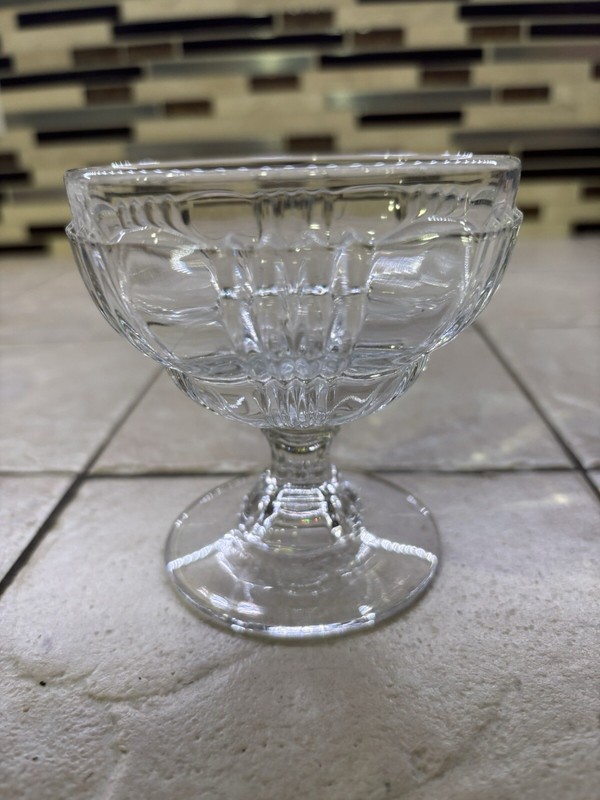 Set of 8 Vintage Fostoria Sunray Water Champagne / Sherbet 3 3/4”