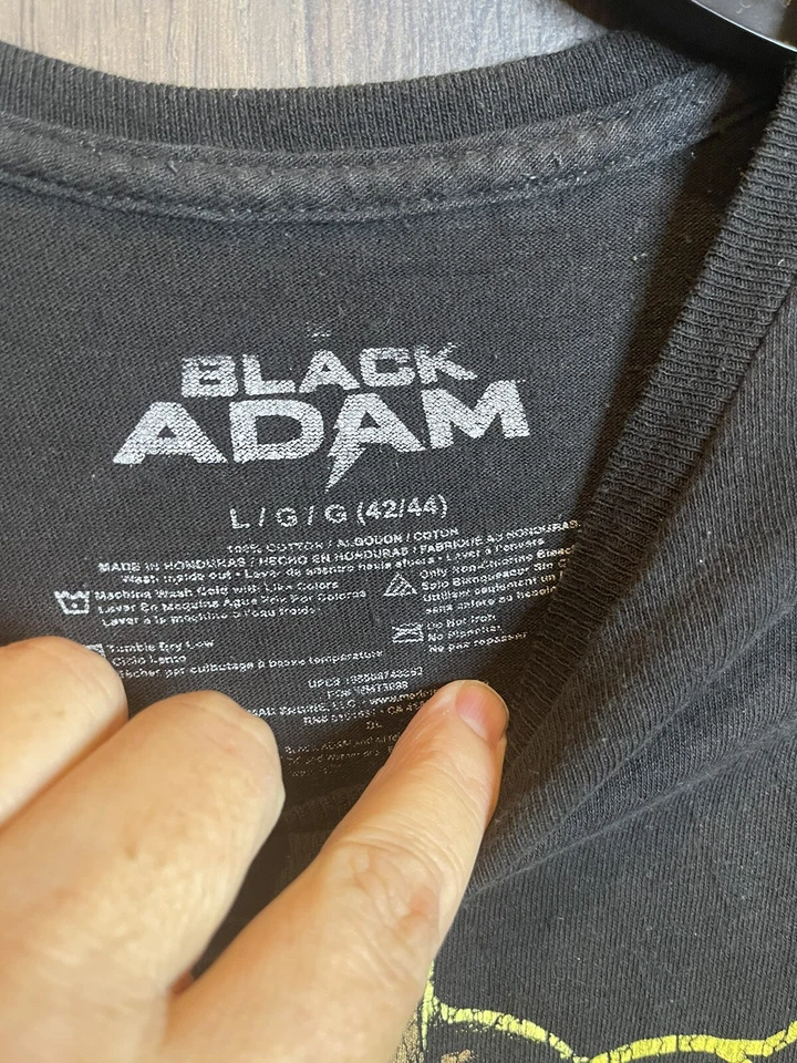 Nueva Camiseta Negra Adam Dwayne Johnson DC Comics Película Hombres Talla Grande Negra Foto 3 de 4