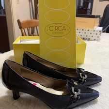 Womens Size 6 Black Leather Pump By Circa