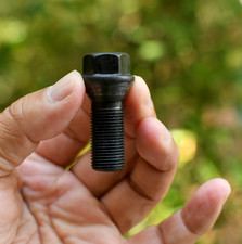 Bmw Wheel Lug Bolt For 1-2-3-4-5-6-7 Series