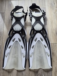 Mares X-Stream Open Heel Fins with Straps Size Regular White/Black